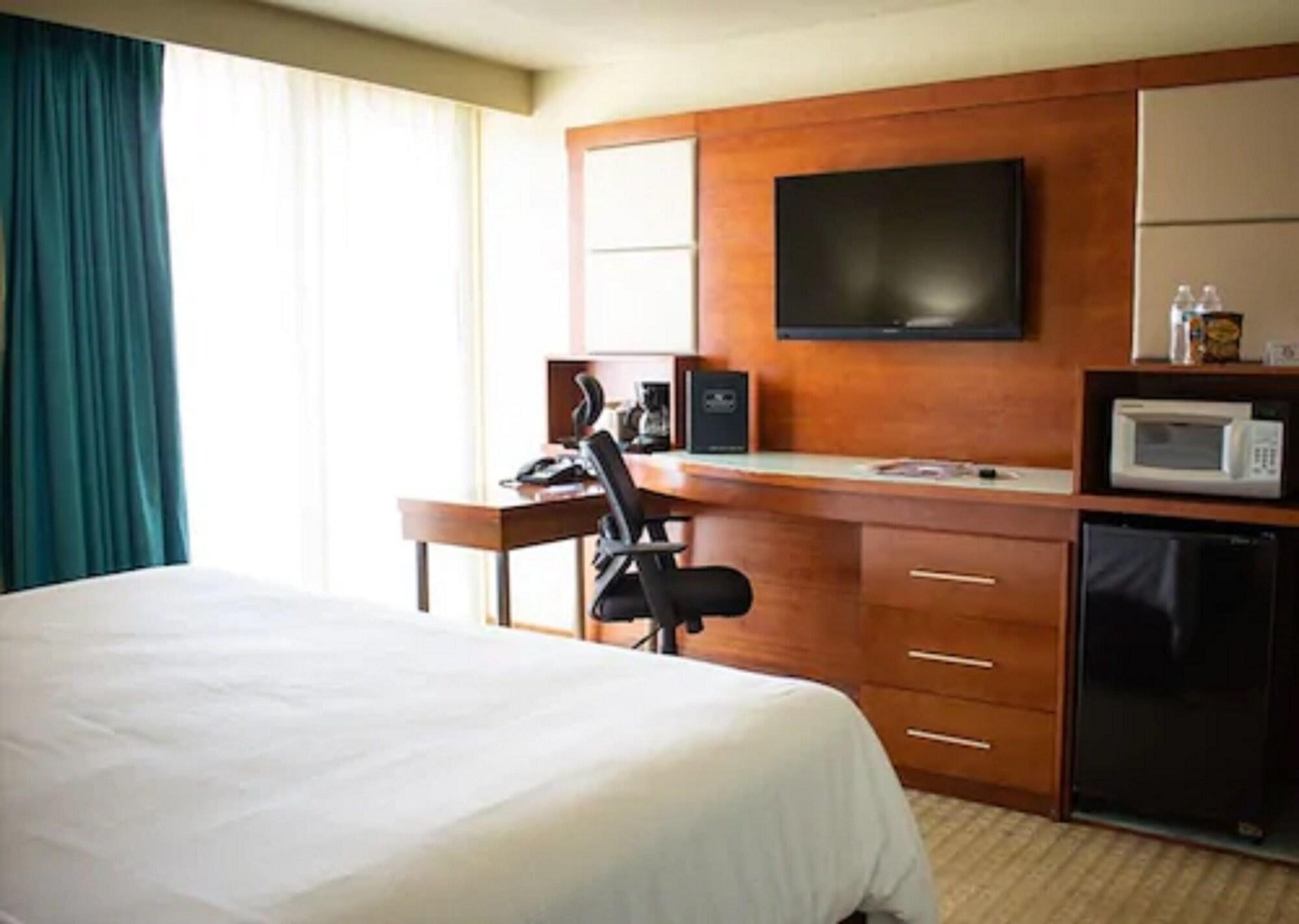 Punta Gorda Waterfront Hotel & Suites Eksteriør bilde